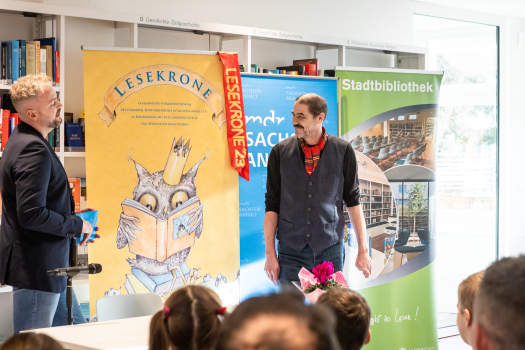 Lesekrone_fbk | © Archiv fbk