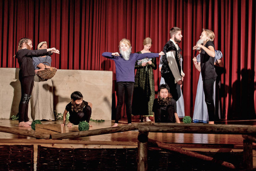 971 Jahre Hettstedt - Die 'Stadterprober' präsentieren im Ratssaal das Stück 'Zeiten-Sprünge', 2017 | © Ray Behringer